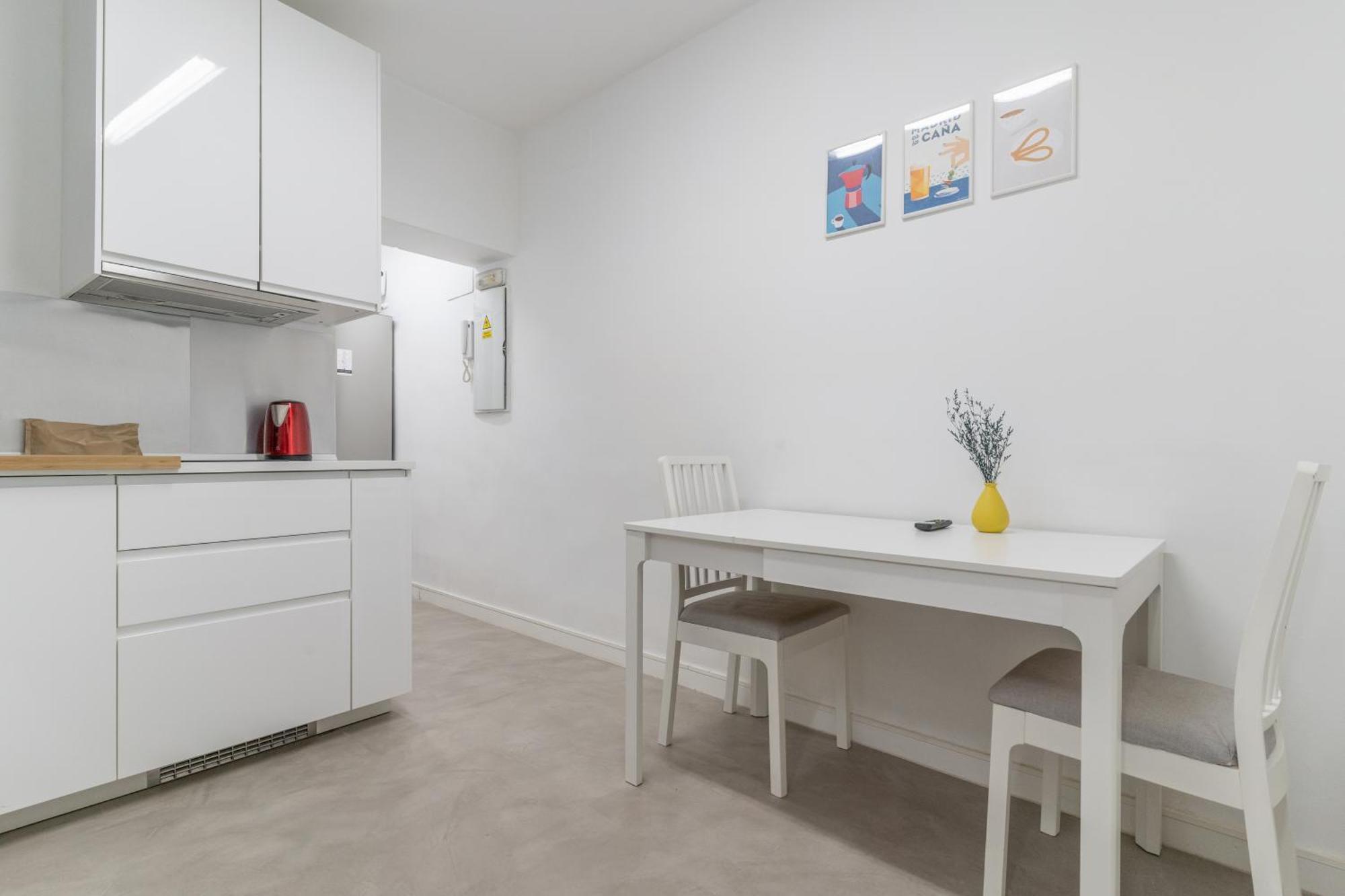 Cozy And Executive-2bedrooms 1bathroom-las Letras Apartament Madrid